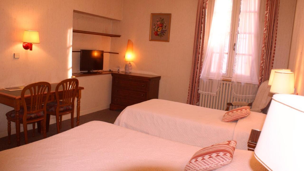 Hotel Le Commerce Mirepoix  Dış mekan fotoğraf