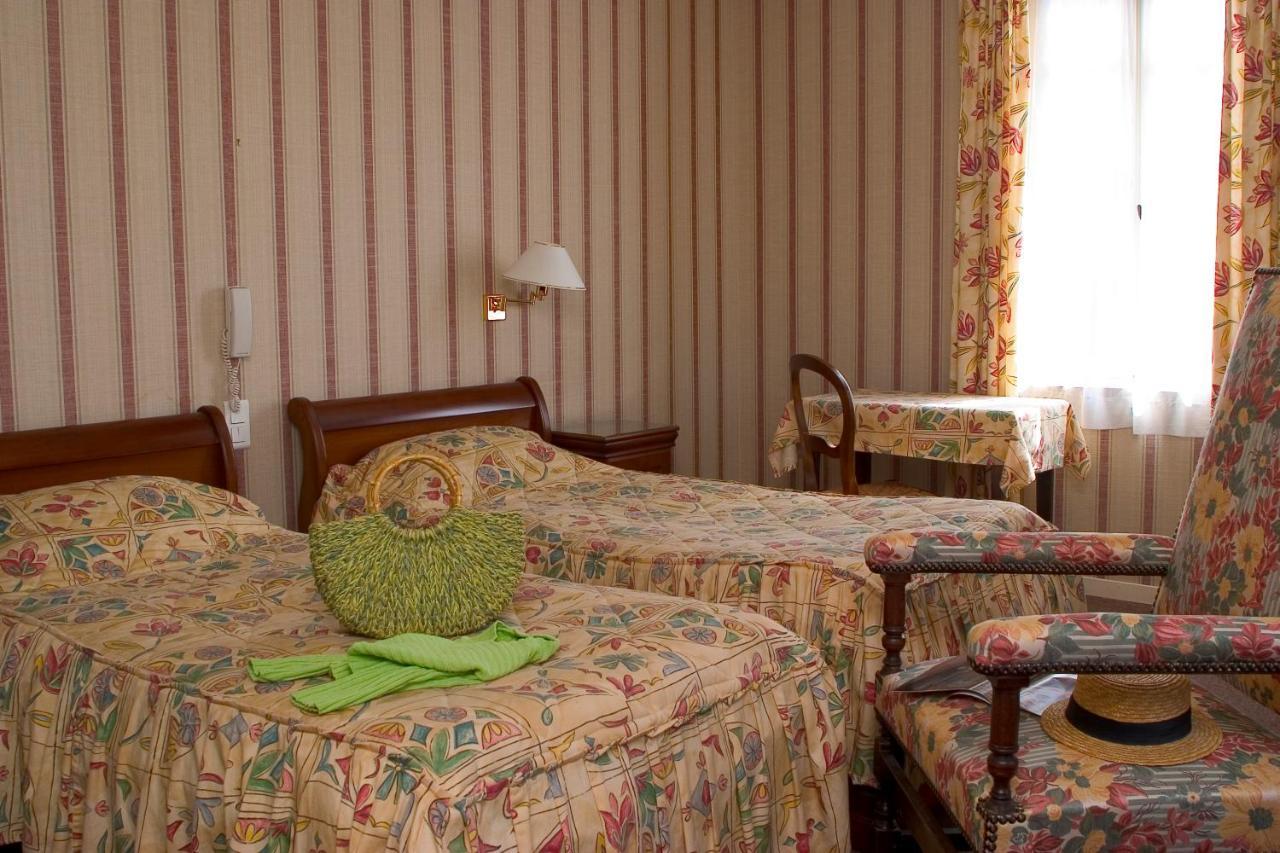Hotel Le Commerce Mirepoix  Dış mekan fotoğraf