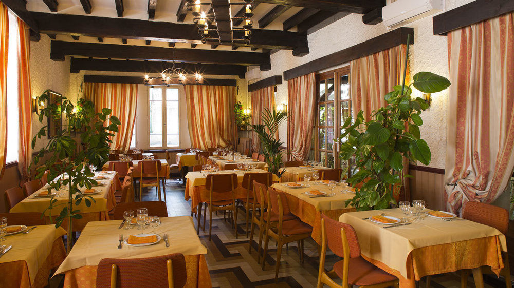 Hotel Le Commerce Mirepoix  Dış mekan fotoğraf